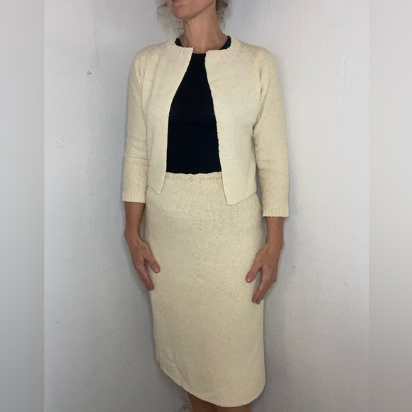 Vintage 1950s Cream Knit Cardigan and Skirt Set​ - Picture 3 of 16